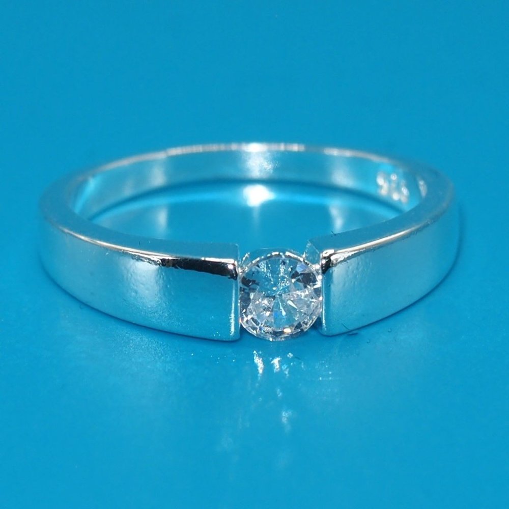 Beautiful Ladies Diamond Tension Ring / Band, .925 Solid Sterling Silver - Picture 11 of 11